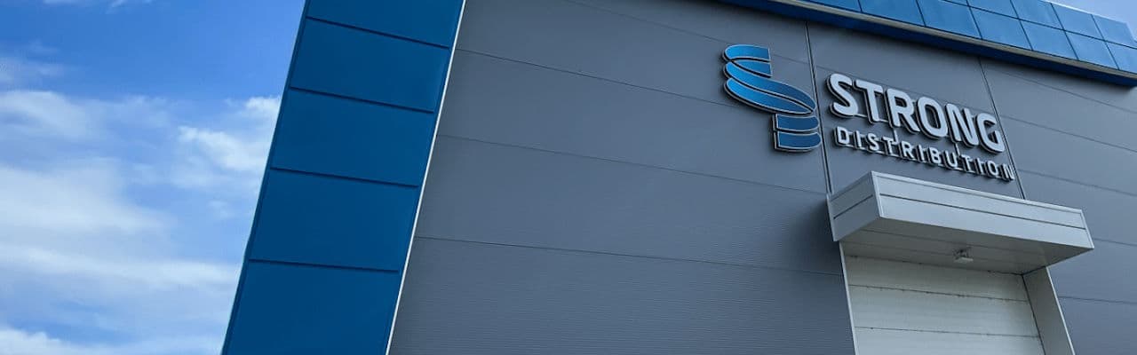 Distribucija Strong Distribution