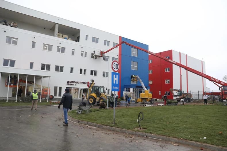 Kovid bolnica u Batajnici otvara svoja vrata: od ponedeljka stižu prvi pacijenti