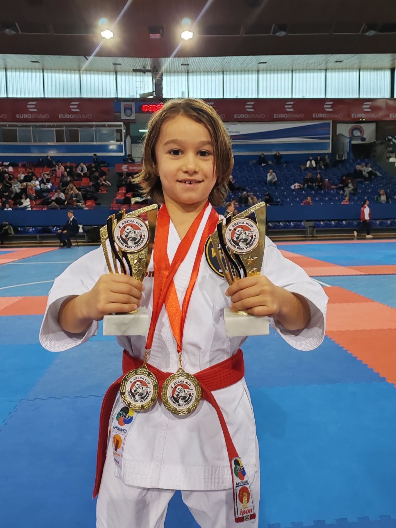 Sjajan uspeh mladih karatista na međunarodnom turniru “Arena kup”