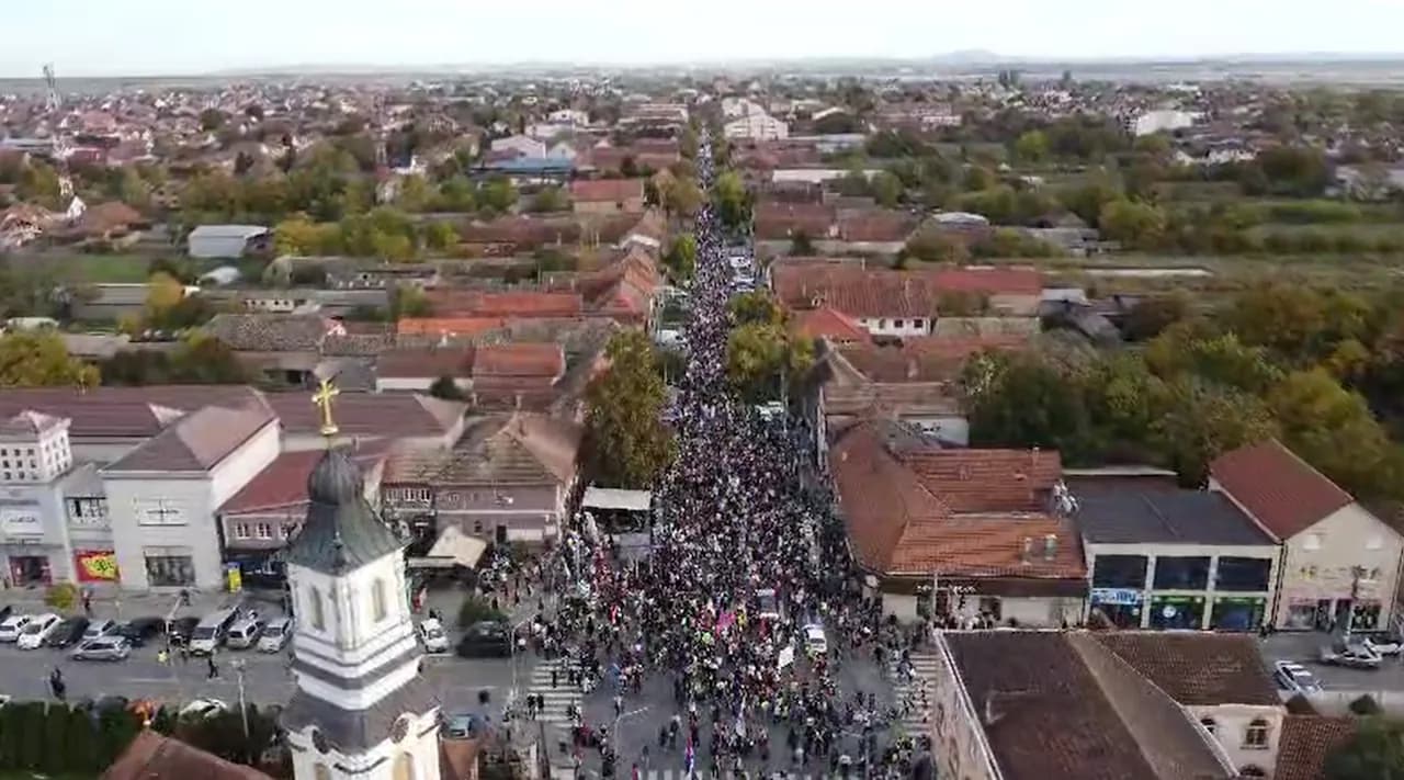 Studenti na putu ka Novom Sadu prošli kroz Batajnicu