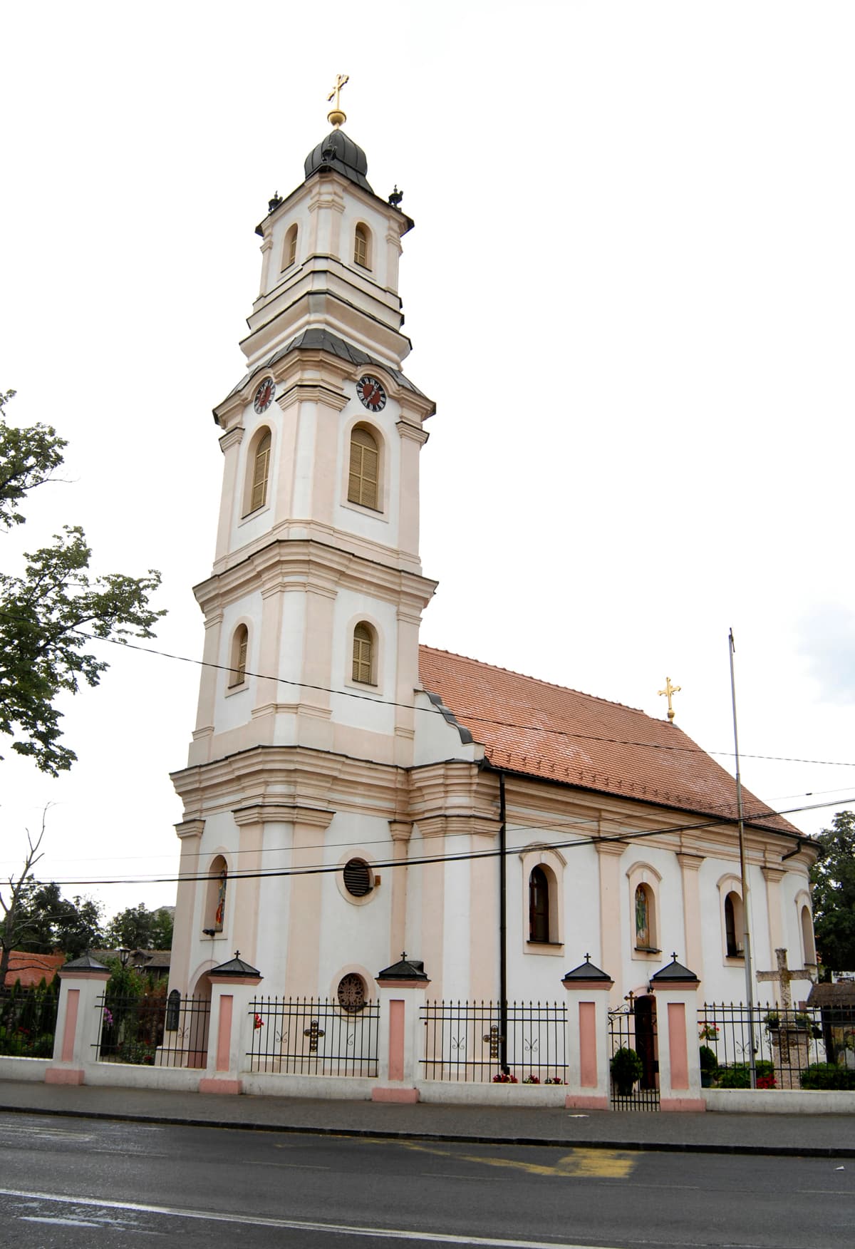 Hram Svetih arhistratiga Mihaila i Gavrila